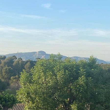 Carnoux-en-Provence Un Petit Coin Au Calme酒店 外观 照片
